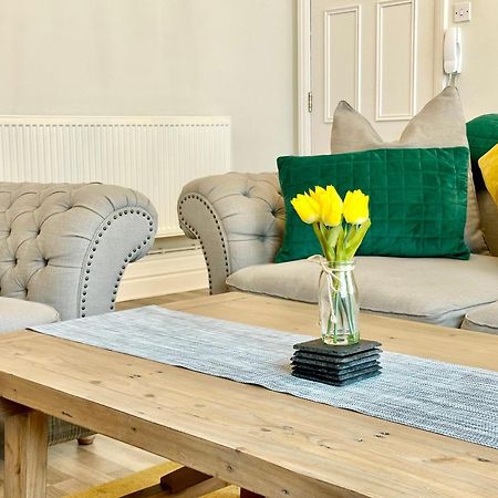Gillygate Nest With Free Allocated Parking York Exterior photo